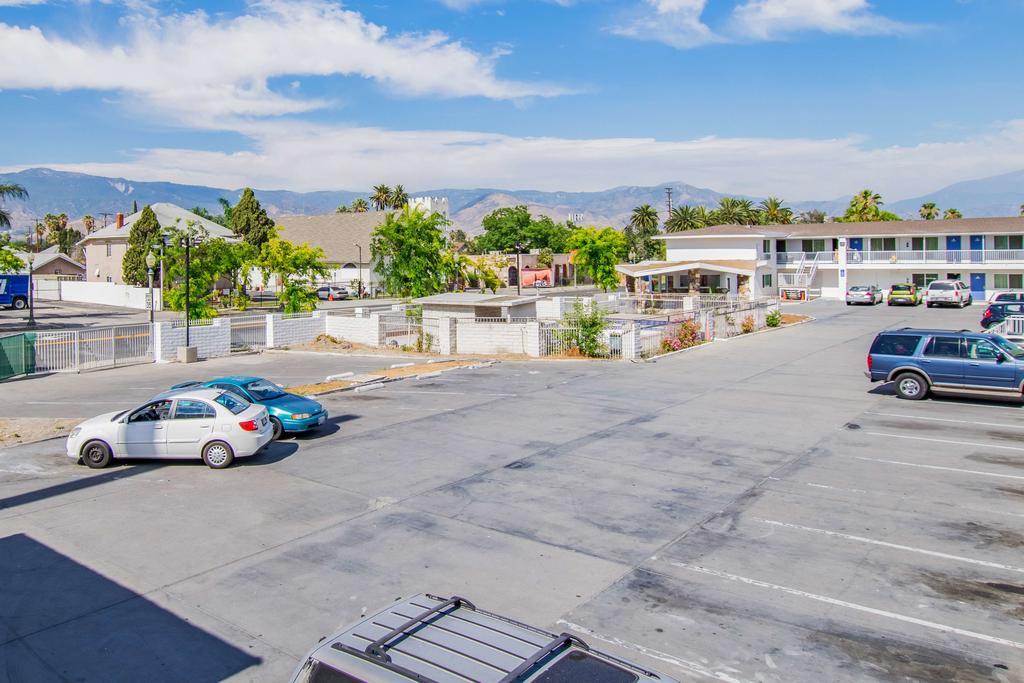 Motel 6-San Bernardino, Ca - Downtown Eksteriør billede