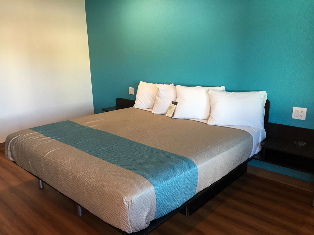 Motel 6-San Bernardino, Ca - Downtown Eksteriør billede